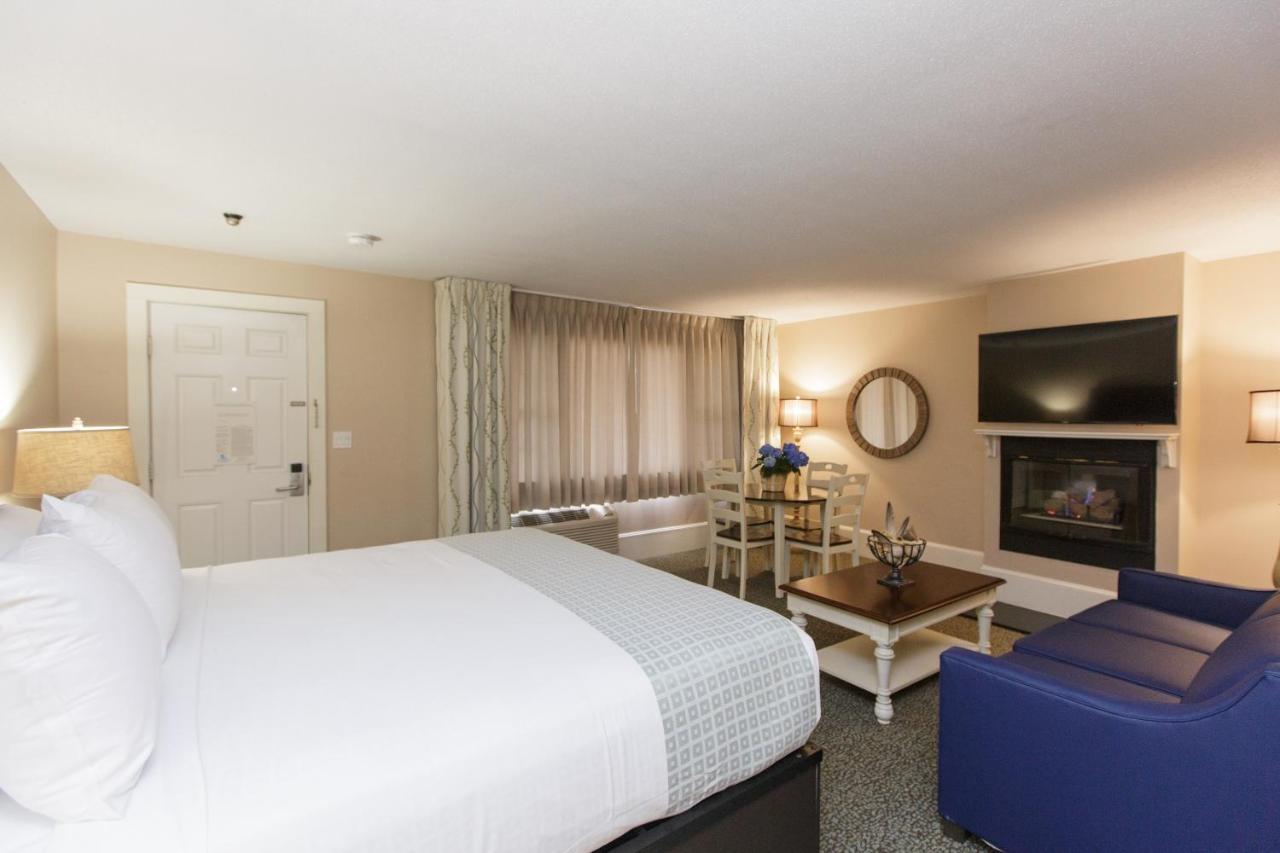 Sea Crest Beach Resort Фалмът Екстериор снимка