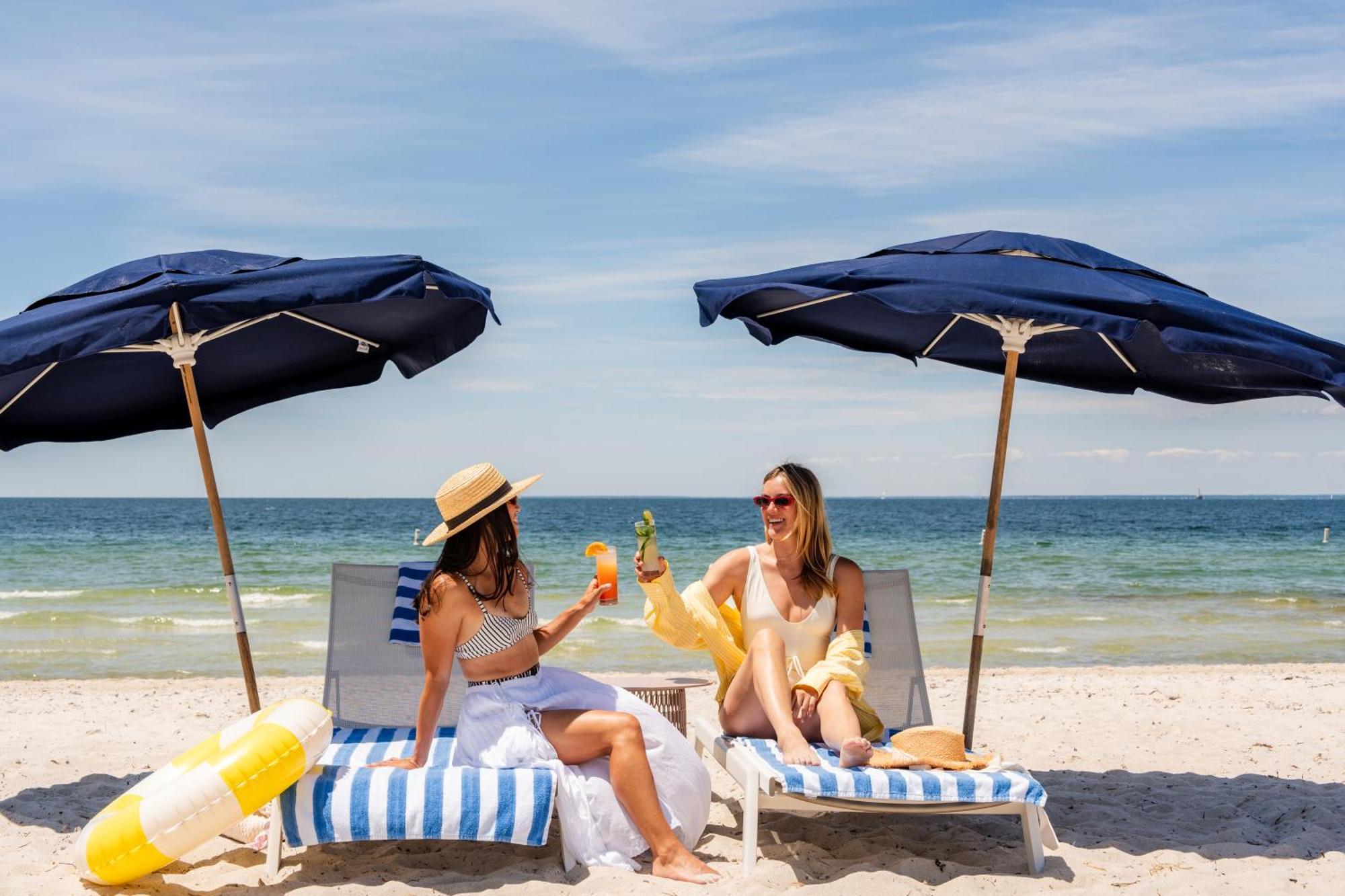 Sea Crest Beach Resort Фалмът Екстериор снимка